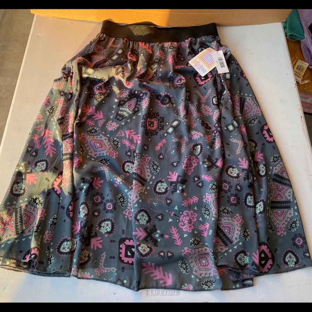 LuLaRoe Lola skirt NWT